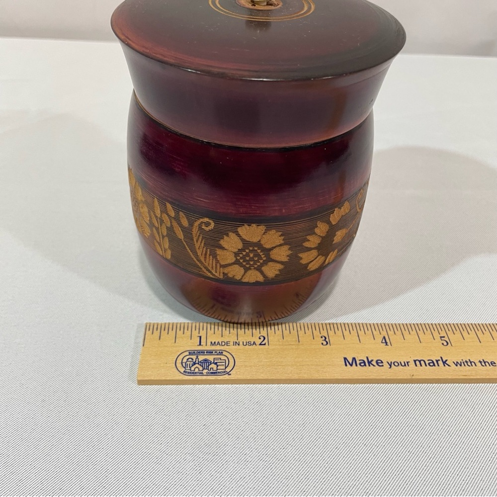 Hamdcrafted Wooden Jar Box with lid Floral Hand Carved band - Picture 5 of 13